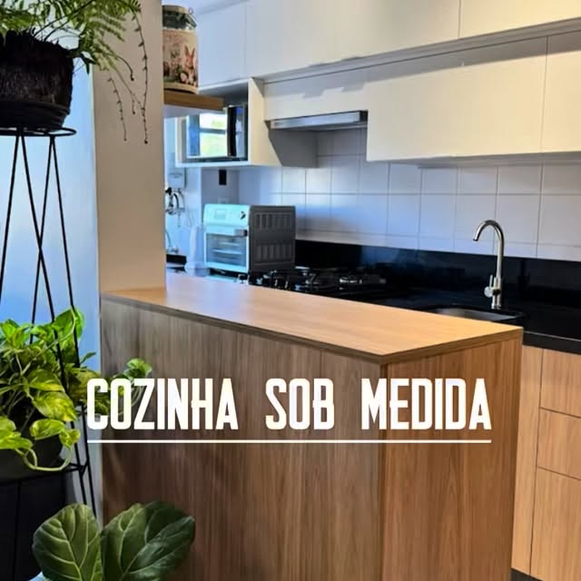 Mais uma cozinha entregue e clientes satisfeitos com o resultado✨
Nossos ambientes são 100% MDF.

👉Para conhecer mais nossos projetos sigam nossa página.

#arquiteturainteriores #moveissobmedida #moveisplanejados #designinterior #decoraçãodeinteriores